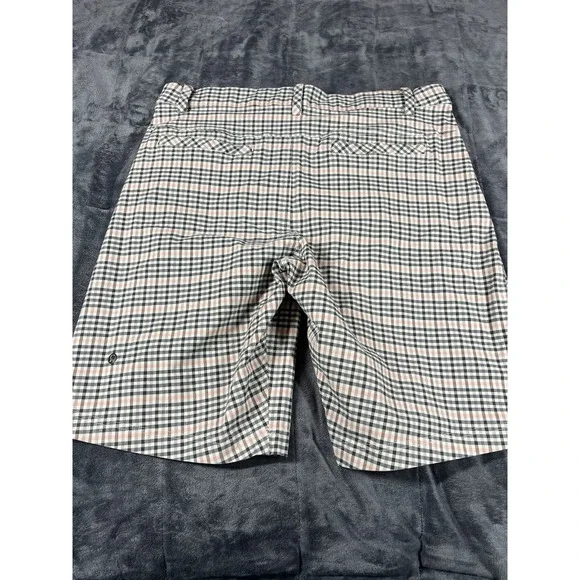 Lululemon Shorts Men's Plaid Short Golf Fishing Preppy athletic Size 38 - Picture 11 of 13